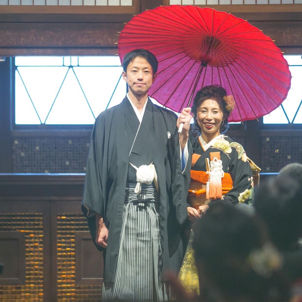 披露宴パーティのカバー写真