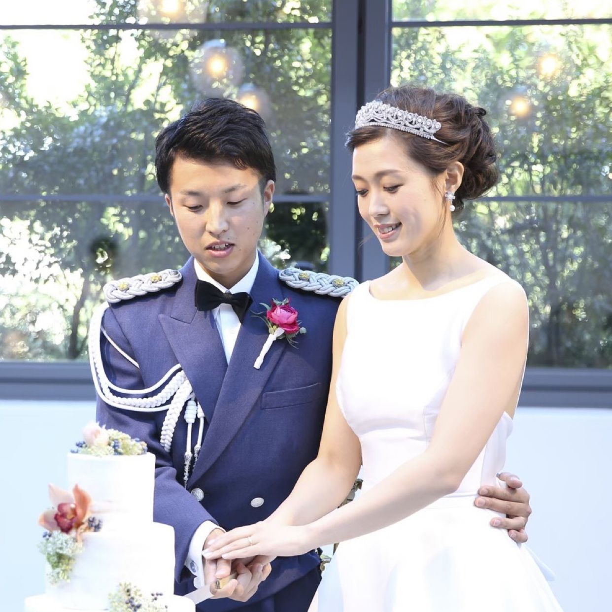 披露宴パーティのカバー写真