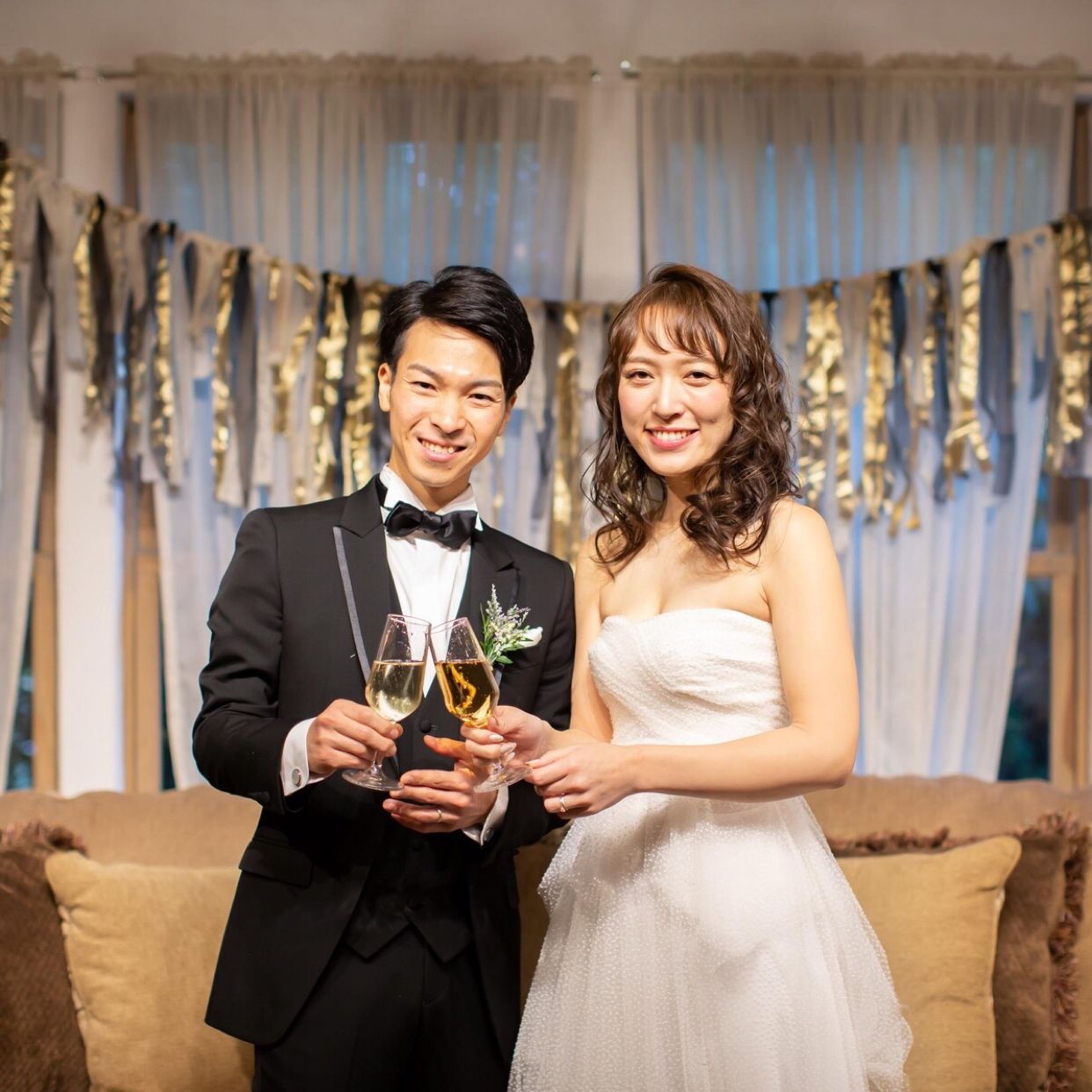 披露宴パーティのカバー写真