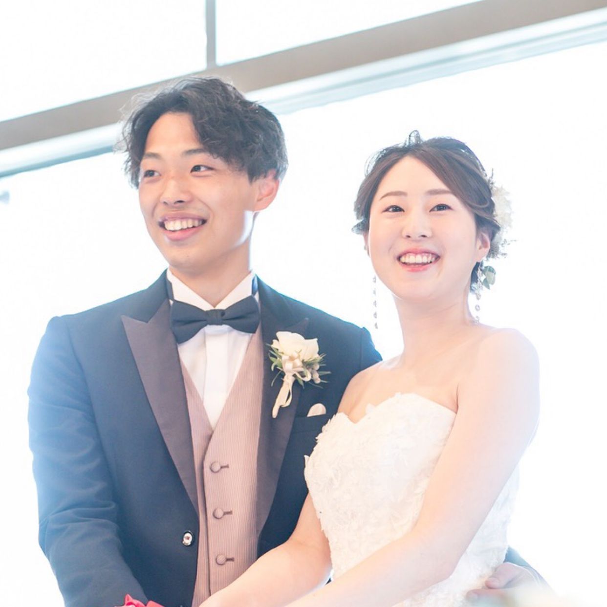 披露宴パーティのカバー写真