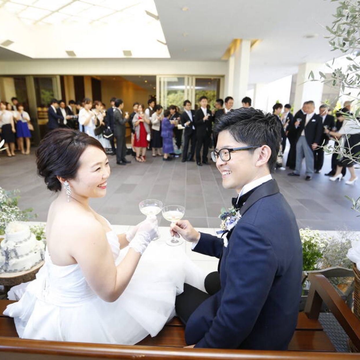 披露宴パーティのカバー写真