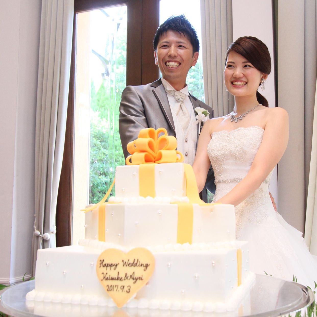 披露宴パーティのカバー写真