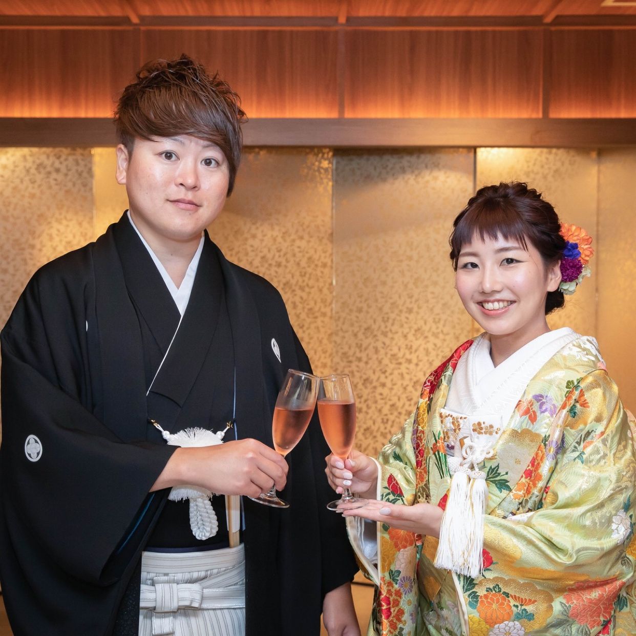 披露宴パーティのカバー写真