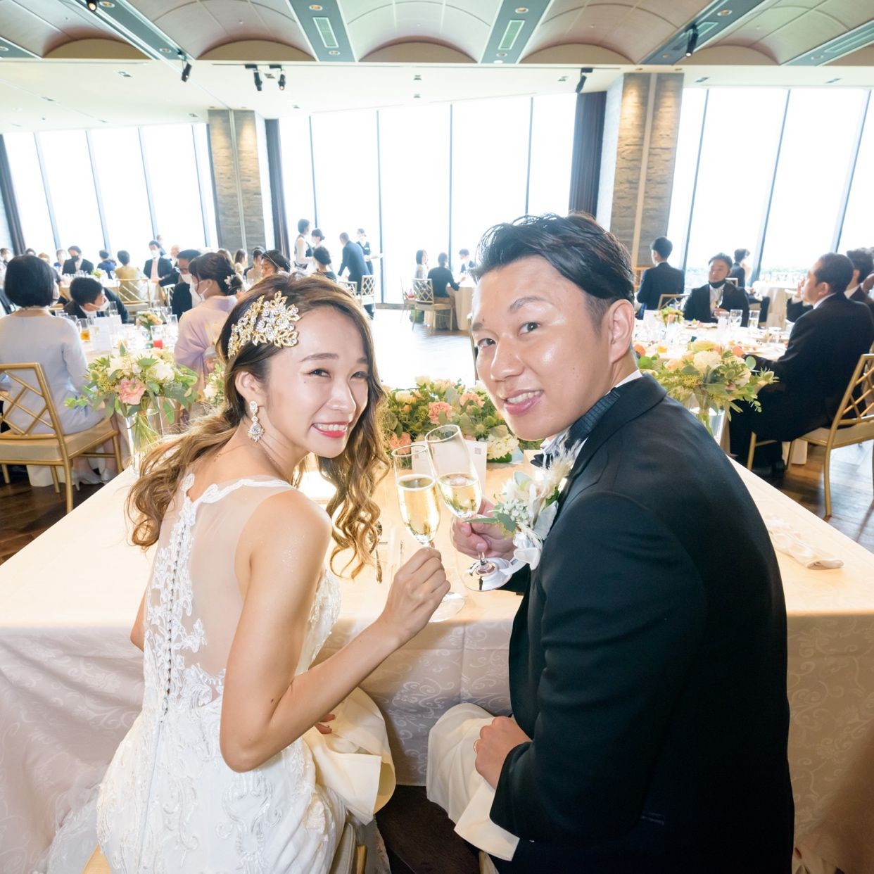 披露宴パーティのカバー写真