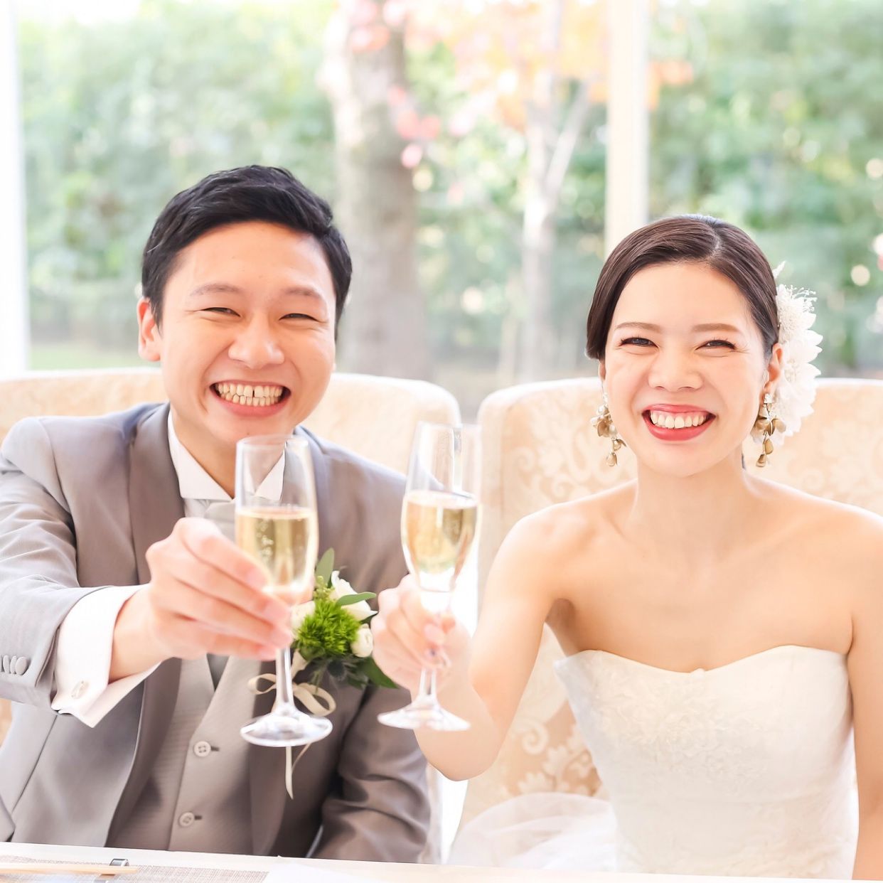 披露宴パーティのカバー写真