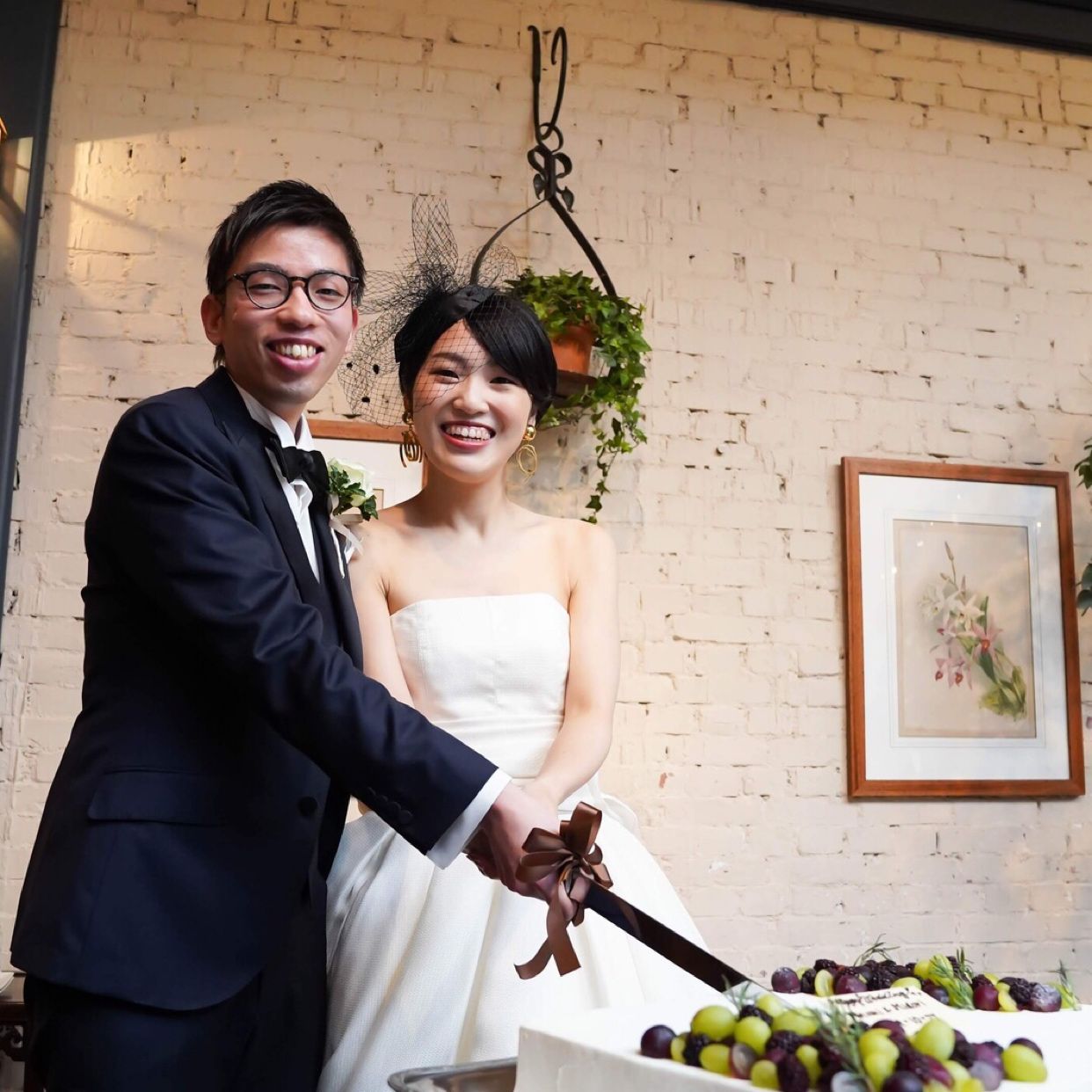 披露宴パーティのカバー写真