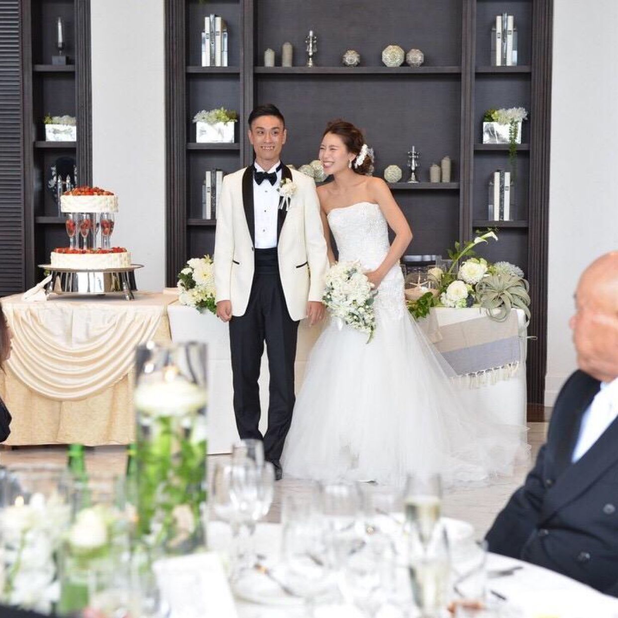 披露宴パーティのカバー写真