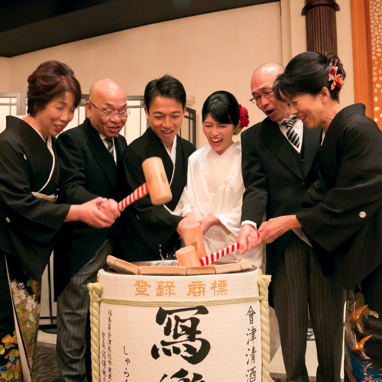 披露宴パーティのカバー写真