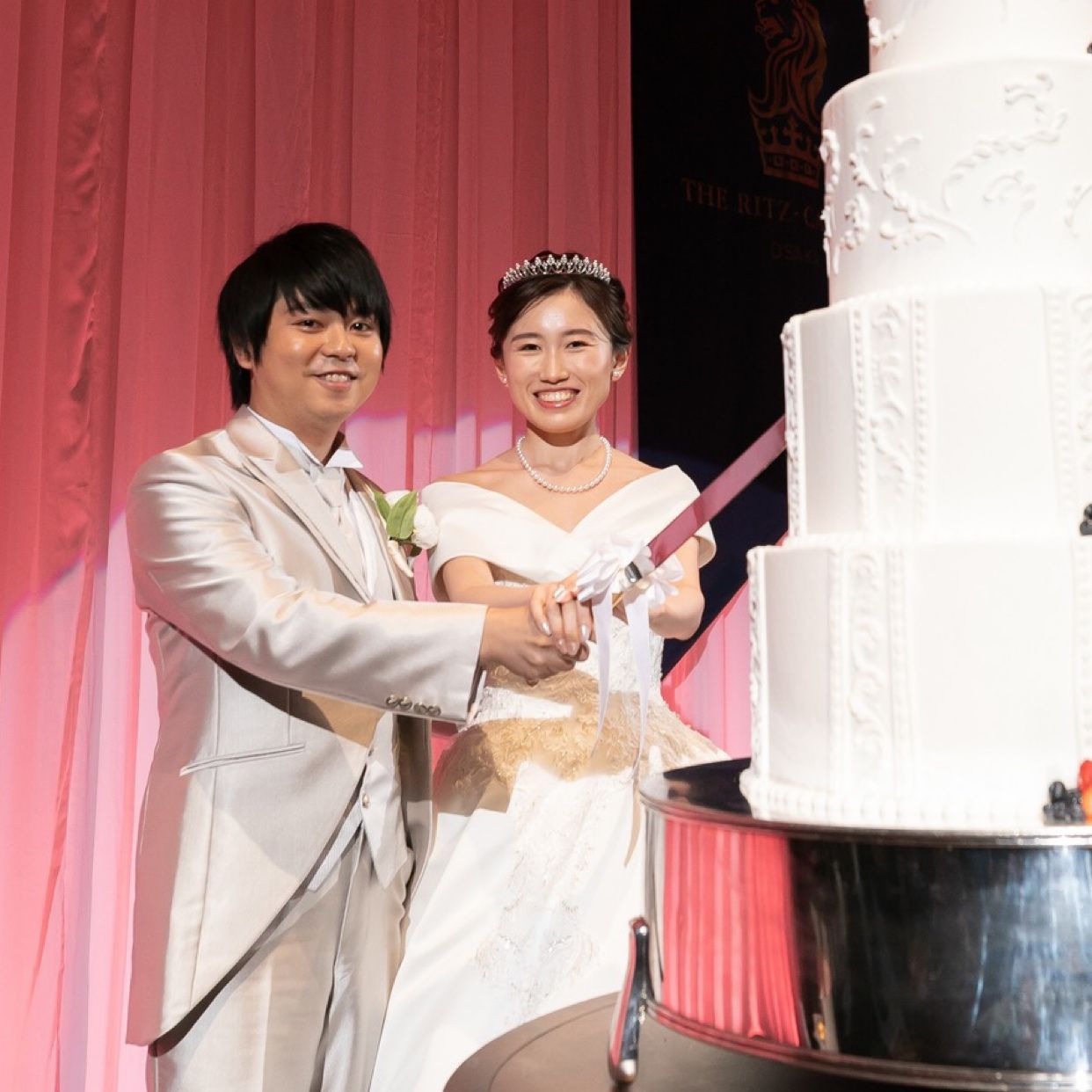 披露宴パーティのカバー写真