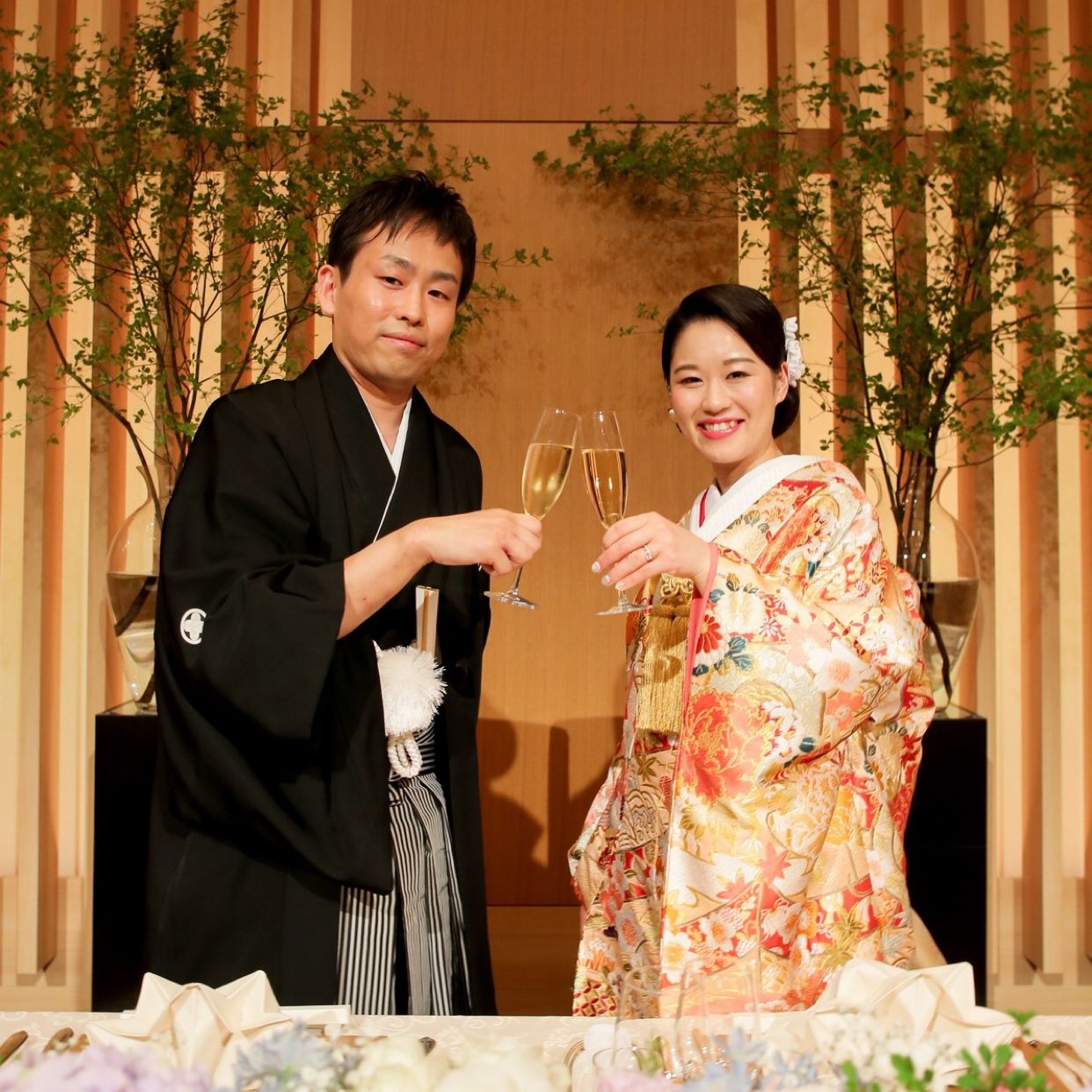 披露宴パーティのカバー写真