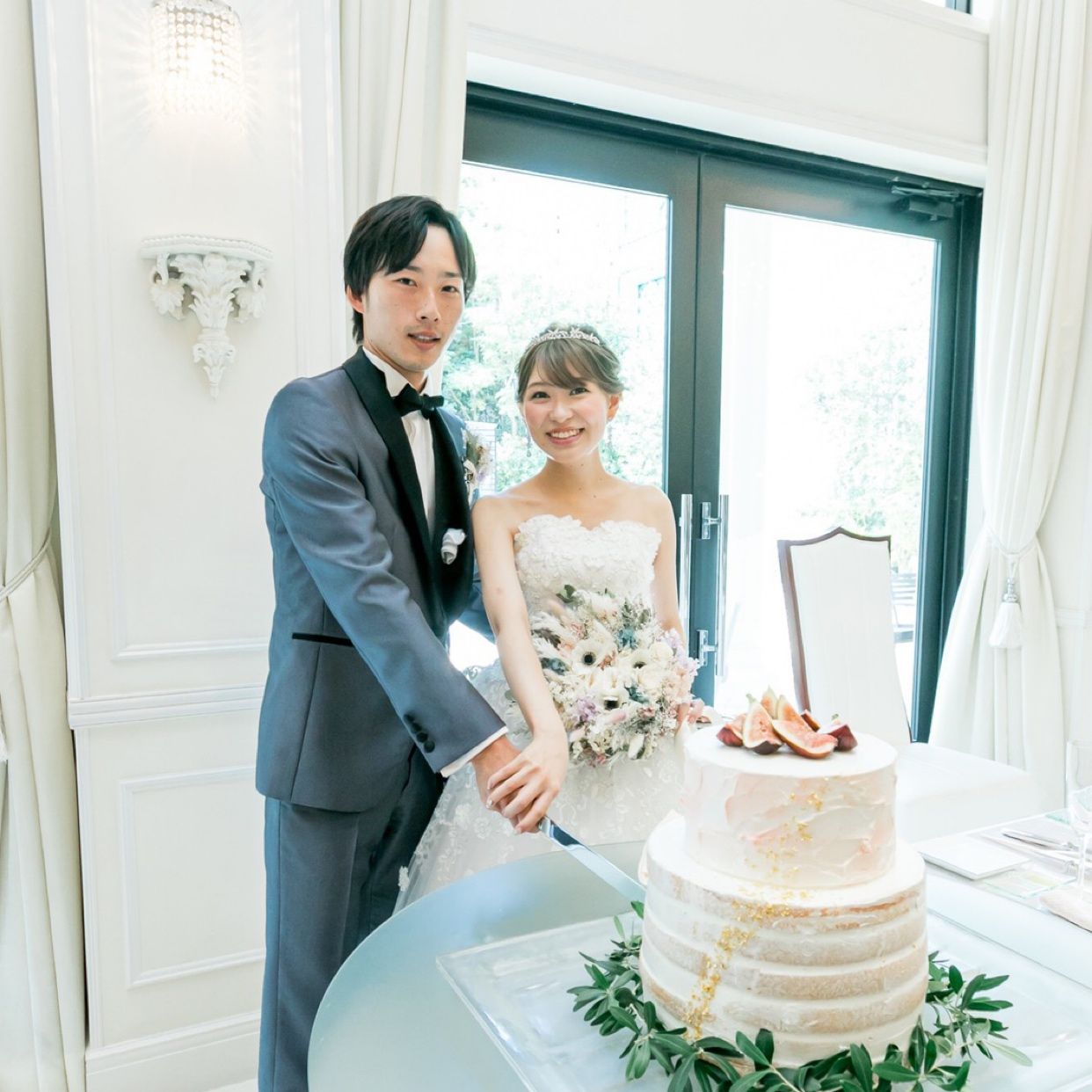 披露宴パーティのカバー写真