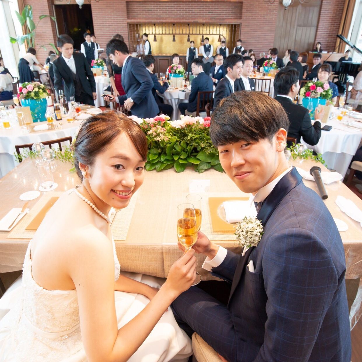 披露宴パーティのカバー写真