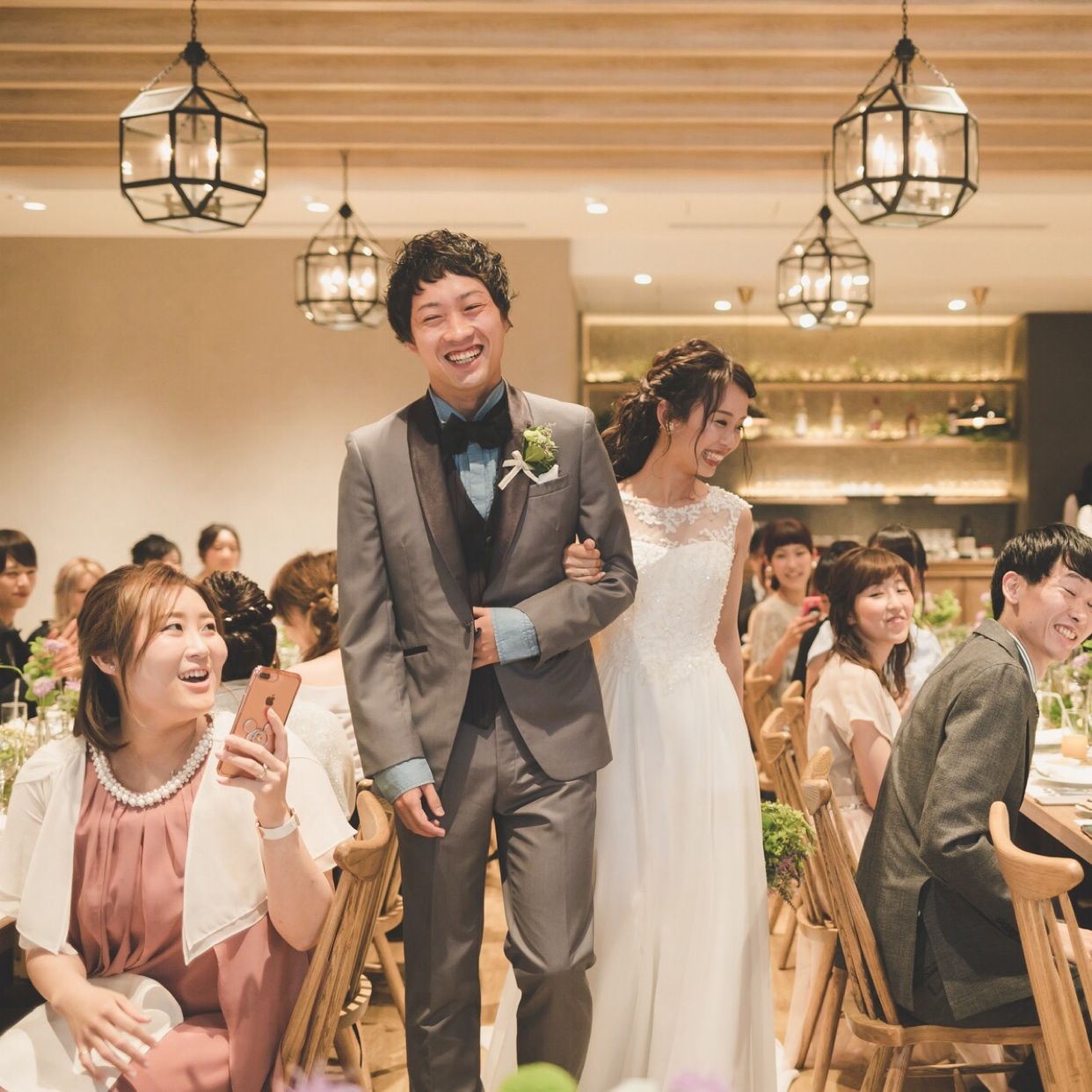 披露宴パーティのカバー写真