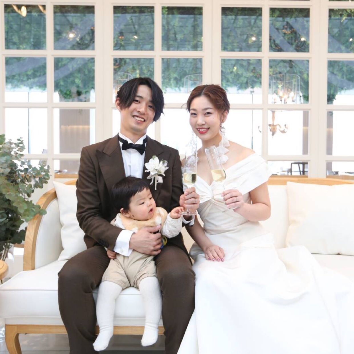 披露宴パーティのカバー写真