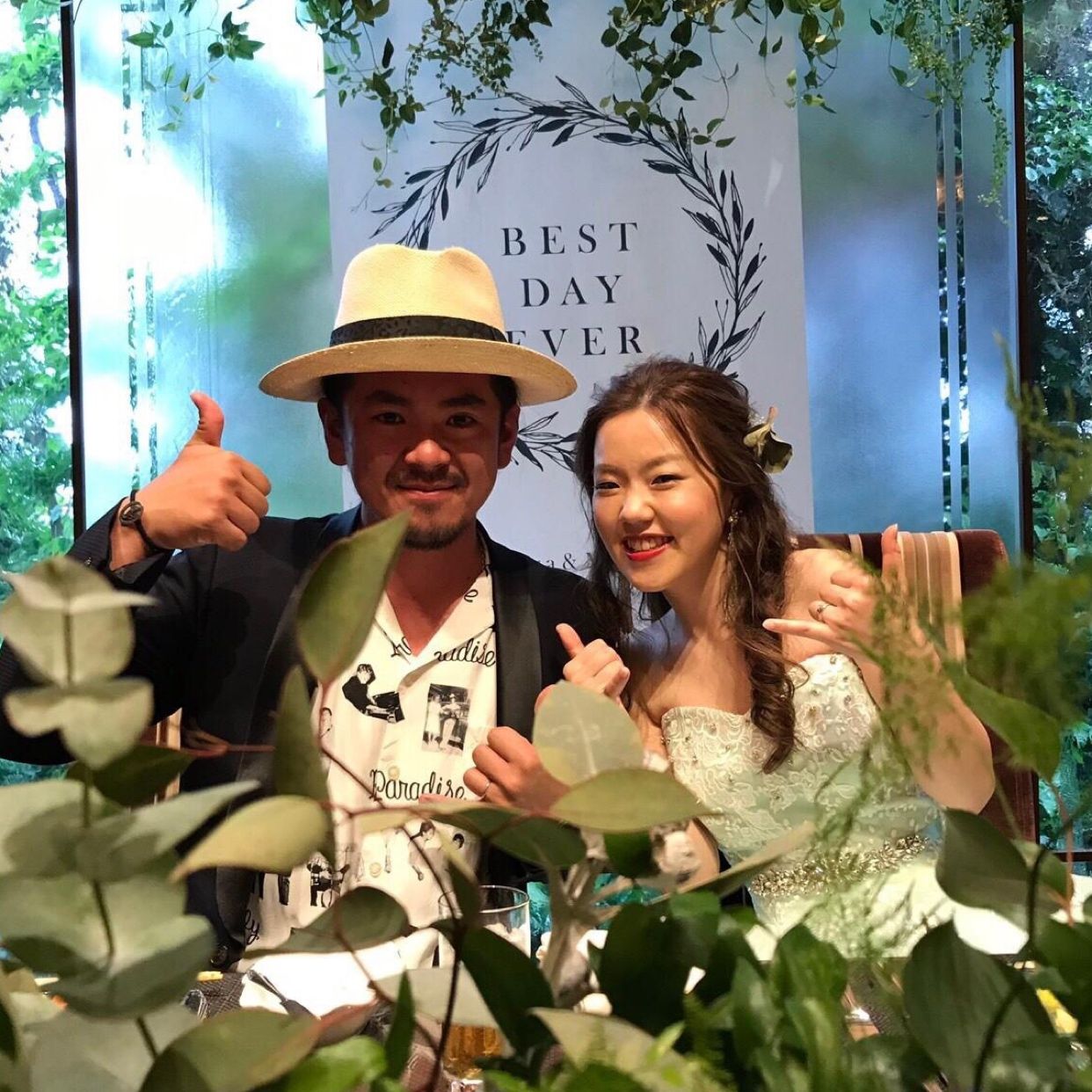 披露宴パーティのカバー写真