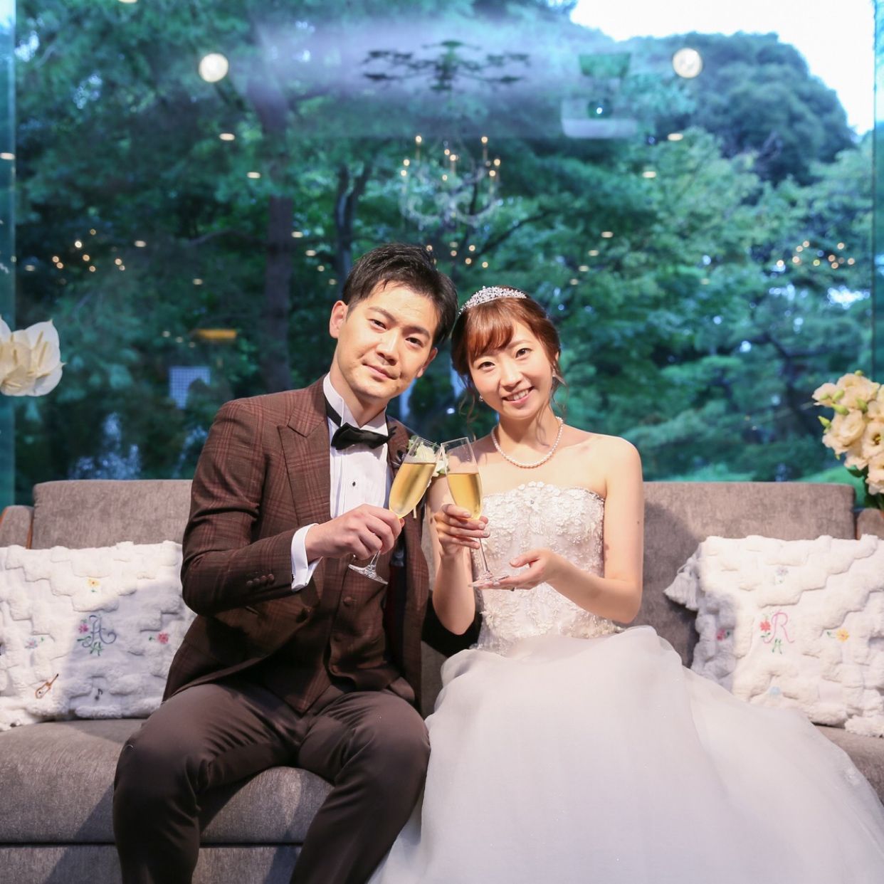 披露宴パーティのカバー写真