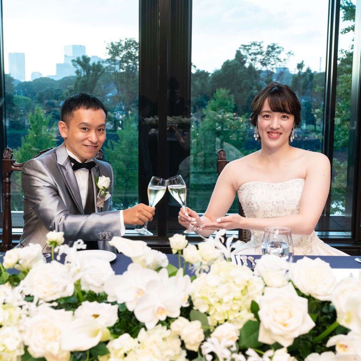 披露宴パーティのカバー写真