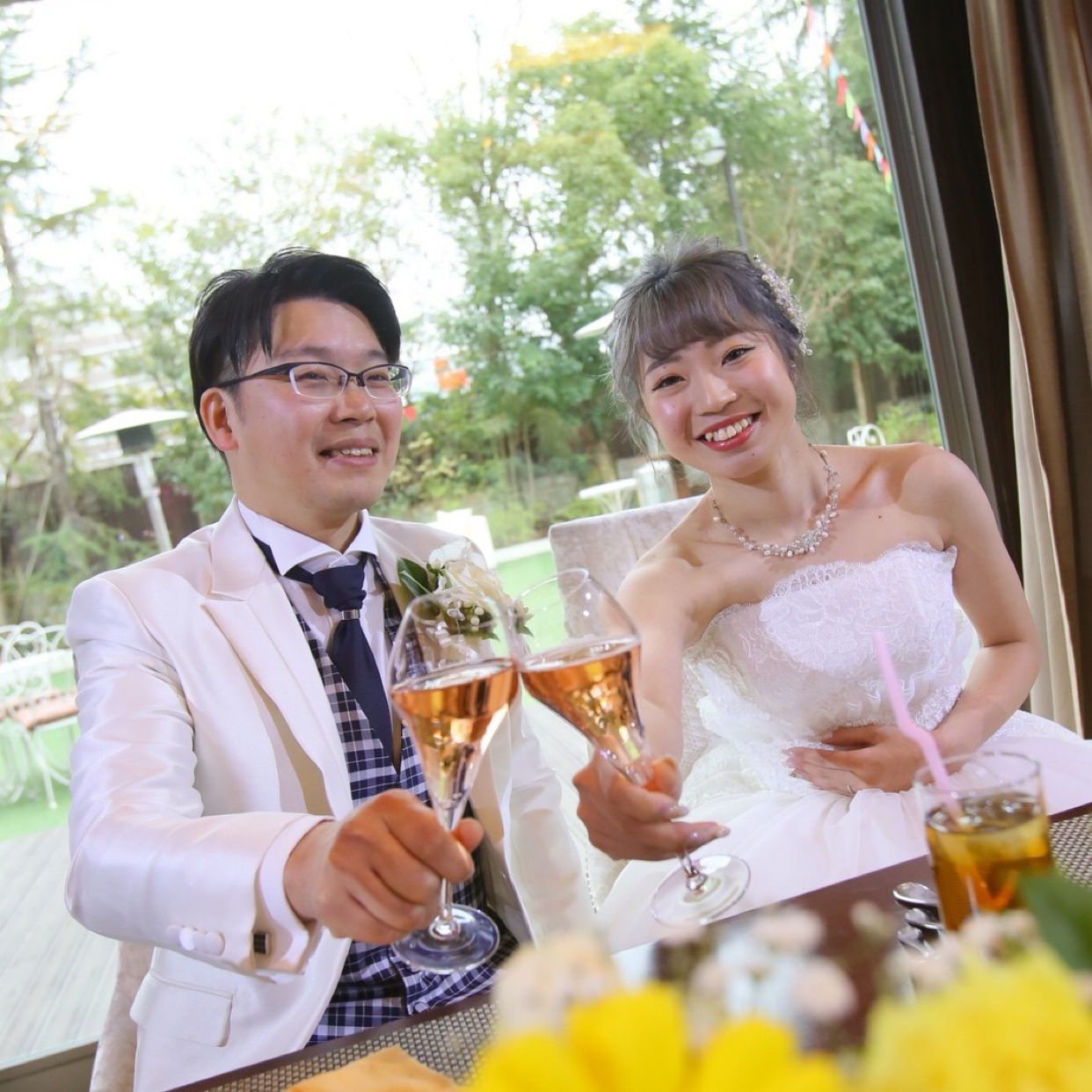 披露宴パーティのカバー写真