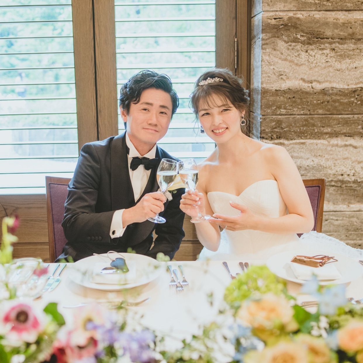 披露宴パーティのカバー写真