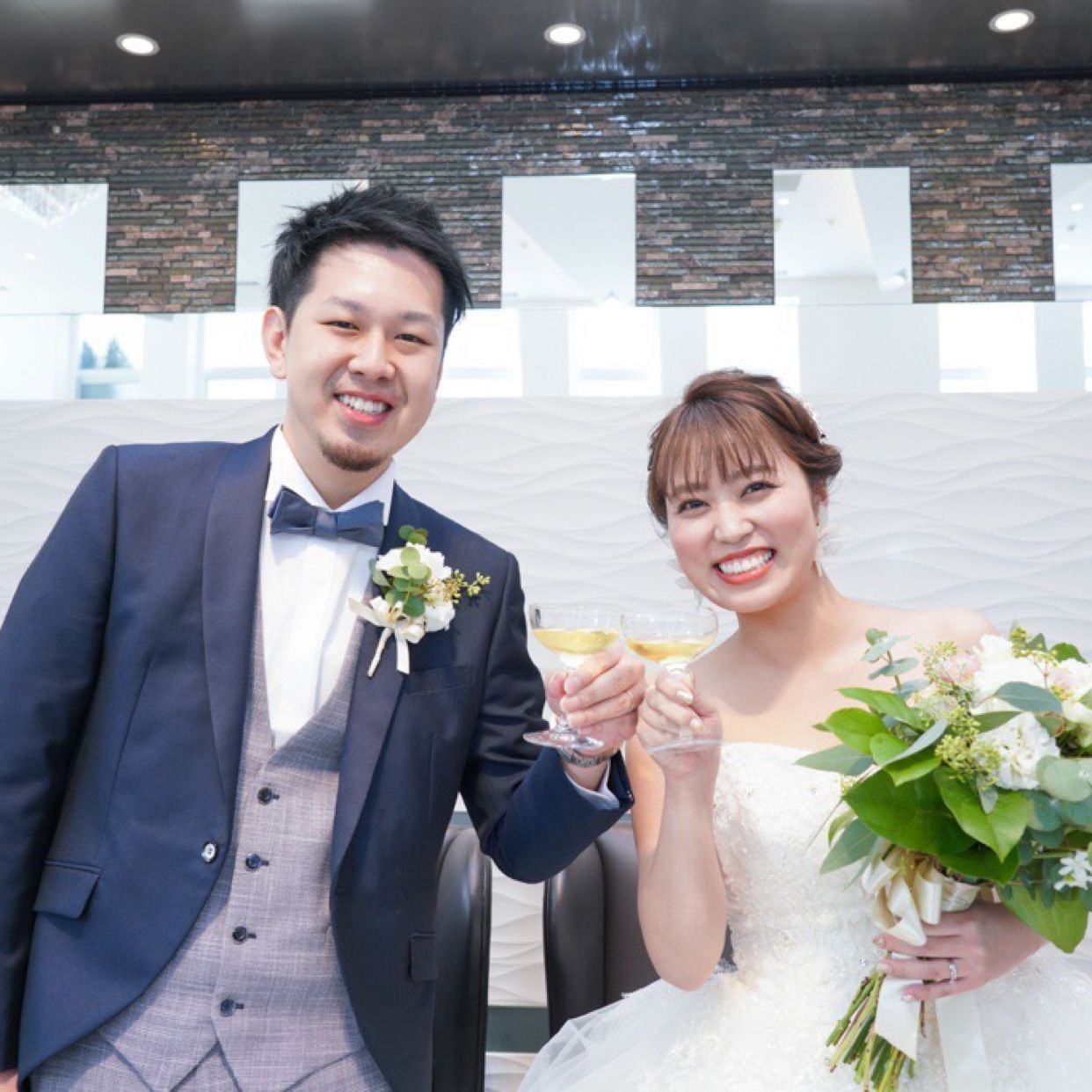 披露宴パーティのカバー写真