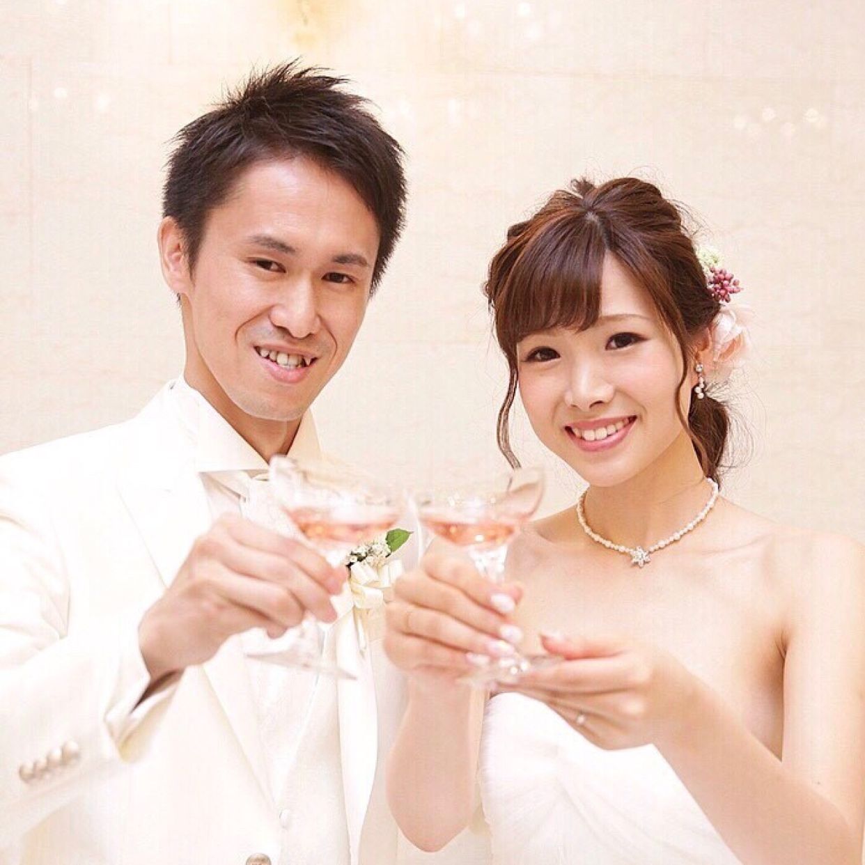 披露宴パーティのカバー写真