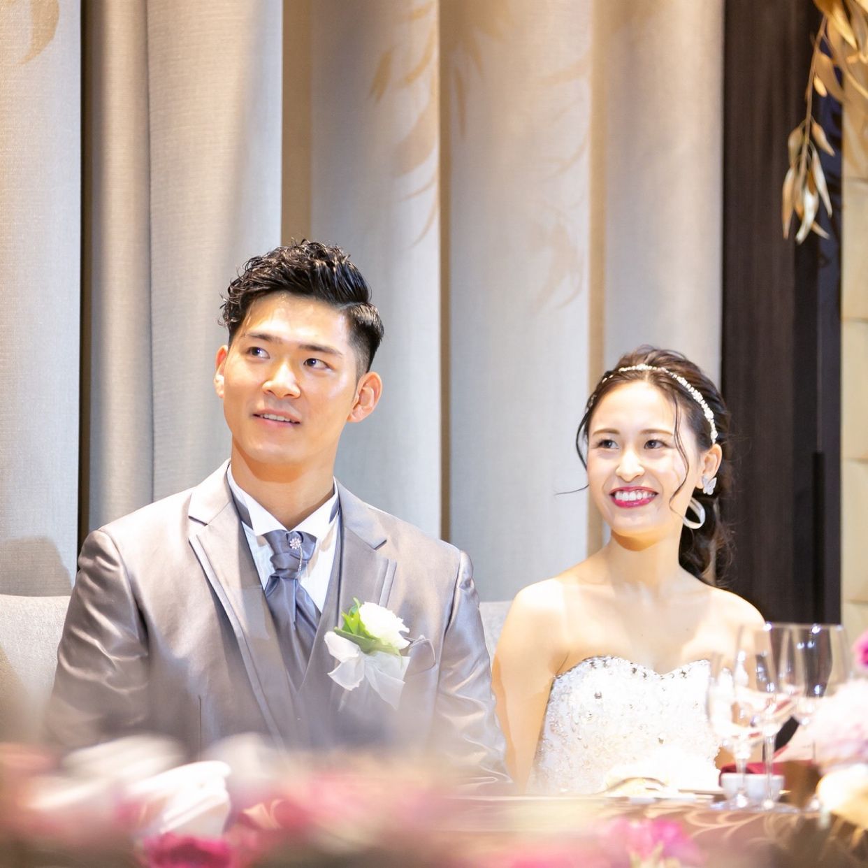 披露宴パーティのカバー写真