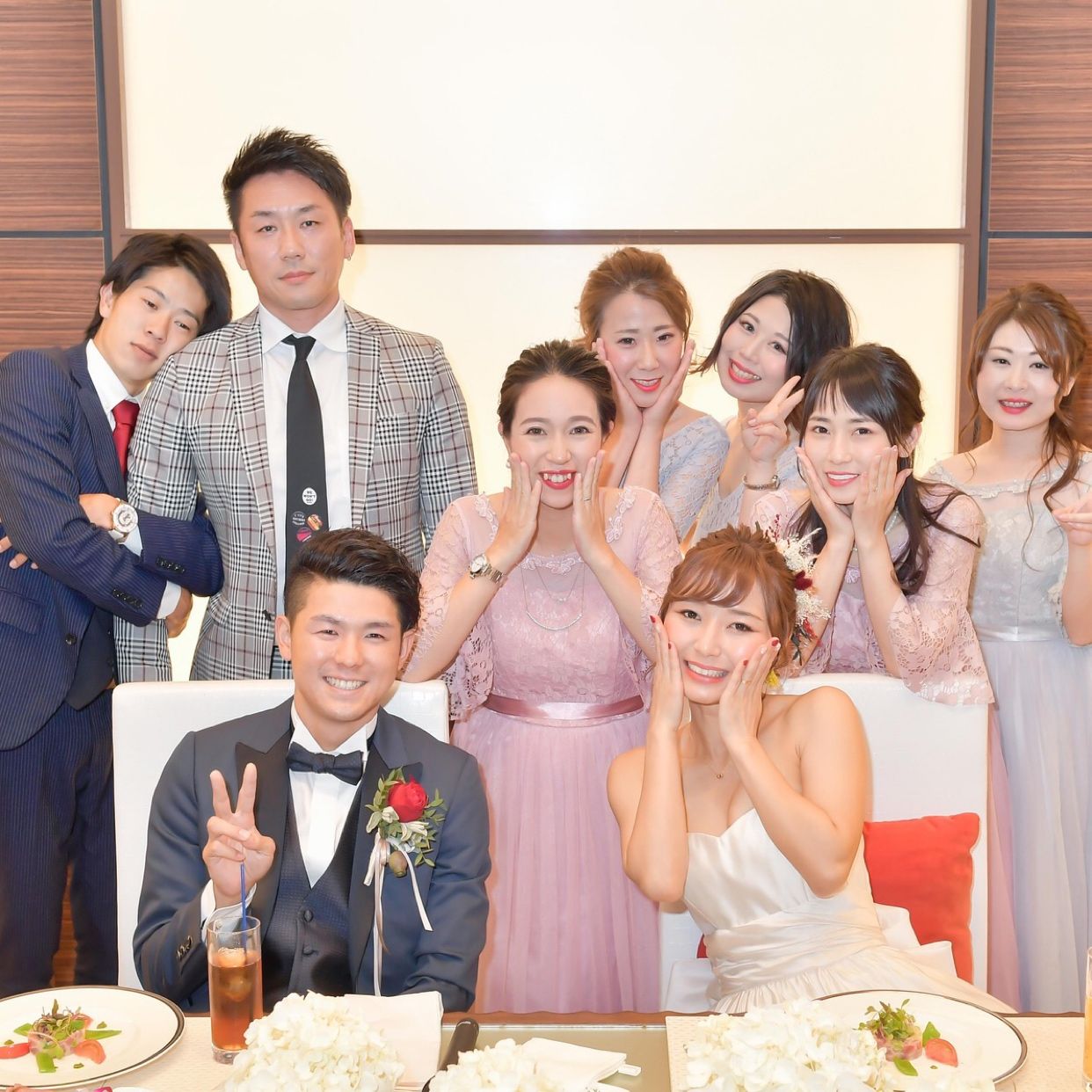 披露宴パーティのカバー写真