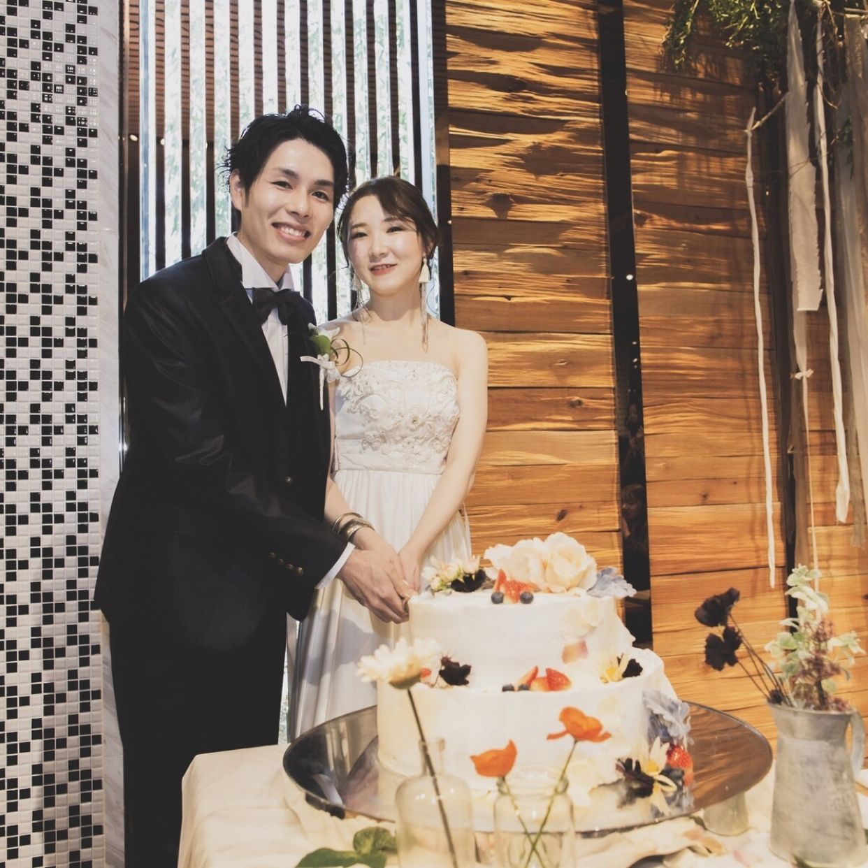 披露宴パーティのカバー写真