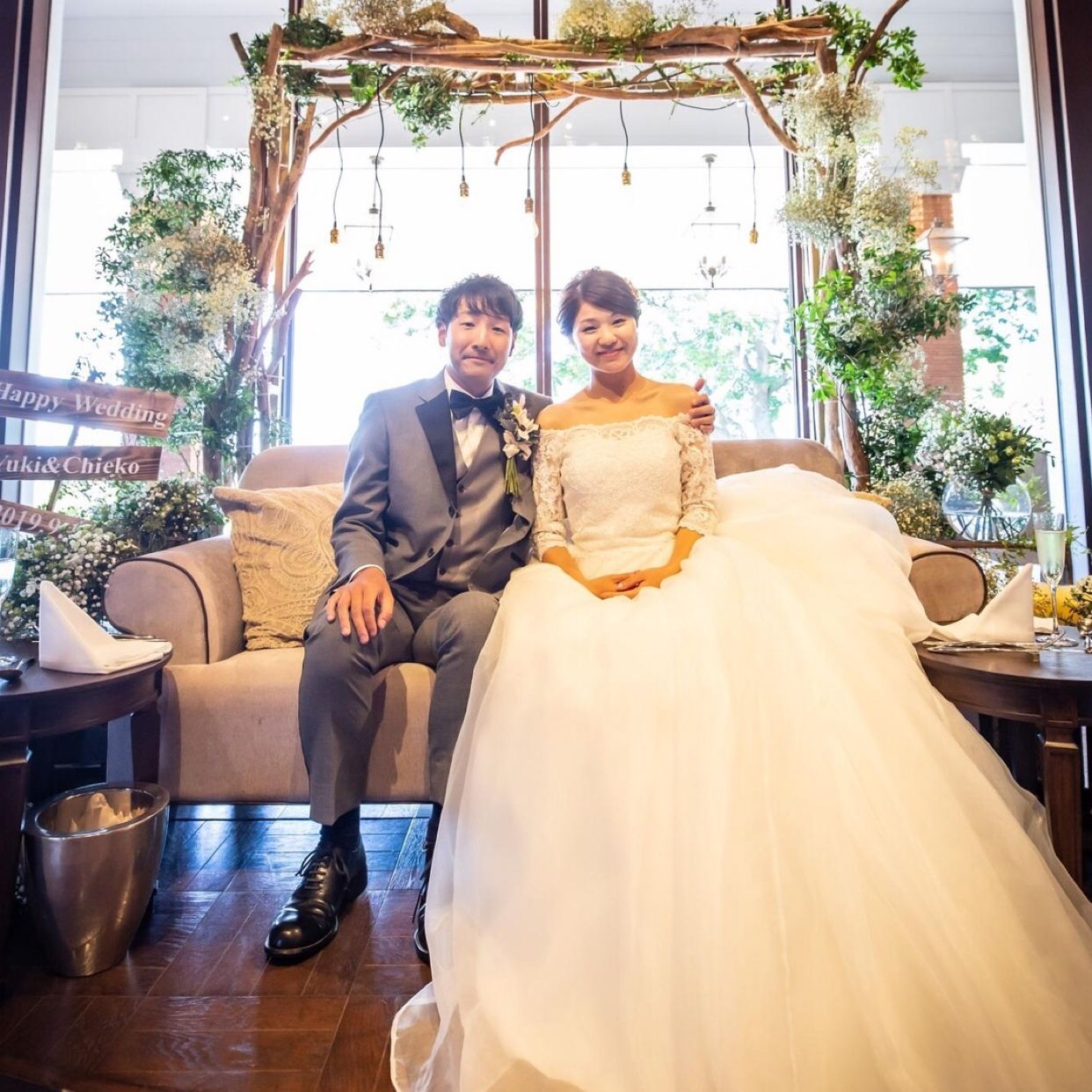 披露宴パーティのカバー写真