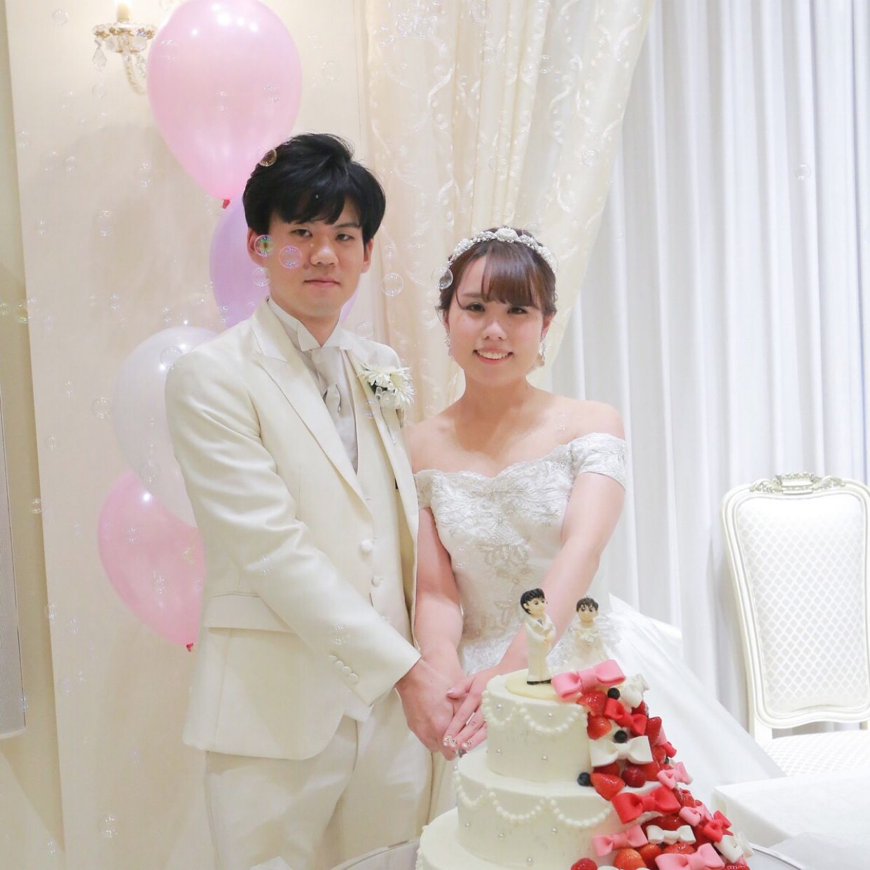 披露宴パーティのカバー写真