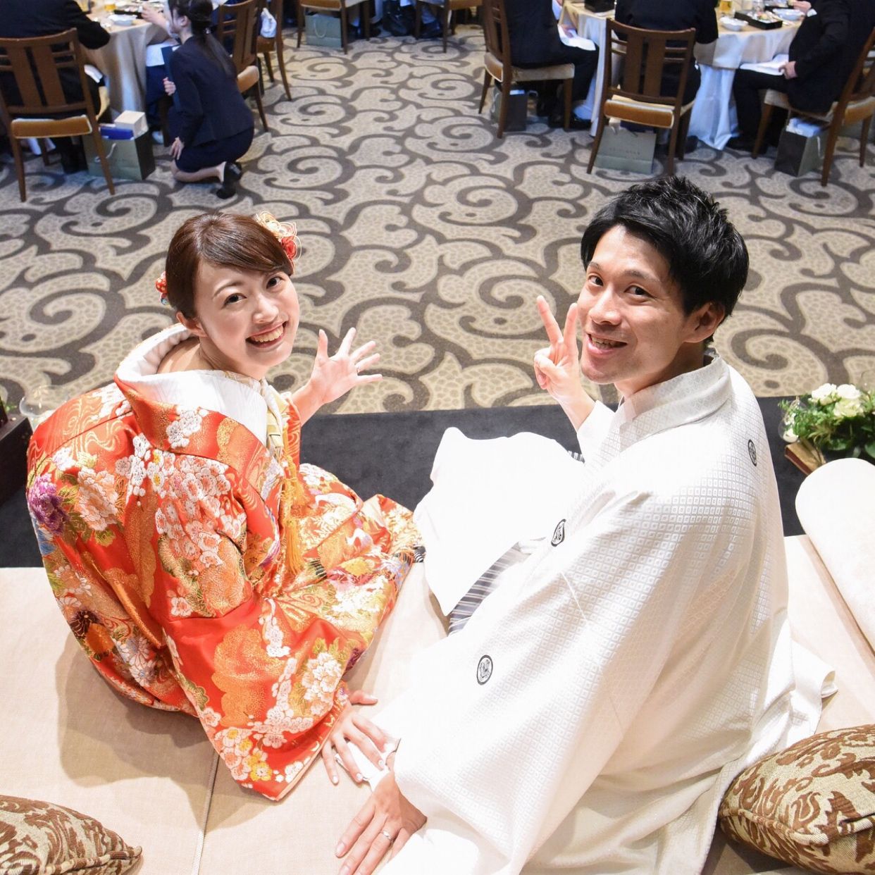 披露宴パーティのカバー写真