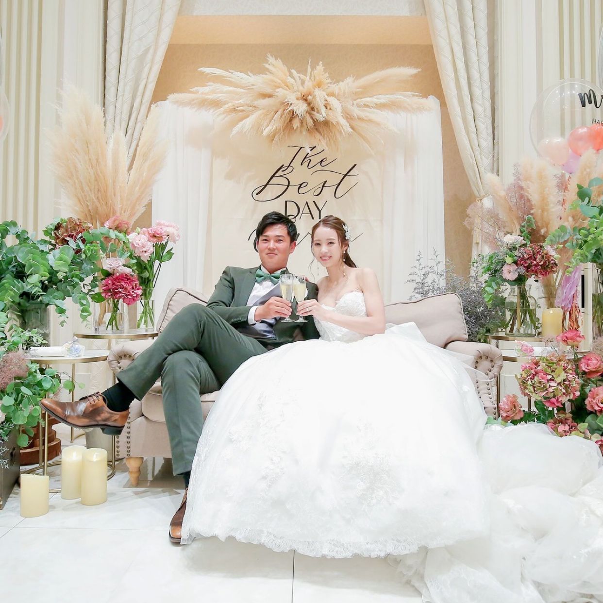 披露宴パーティのカバー写真