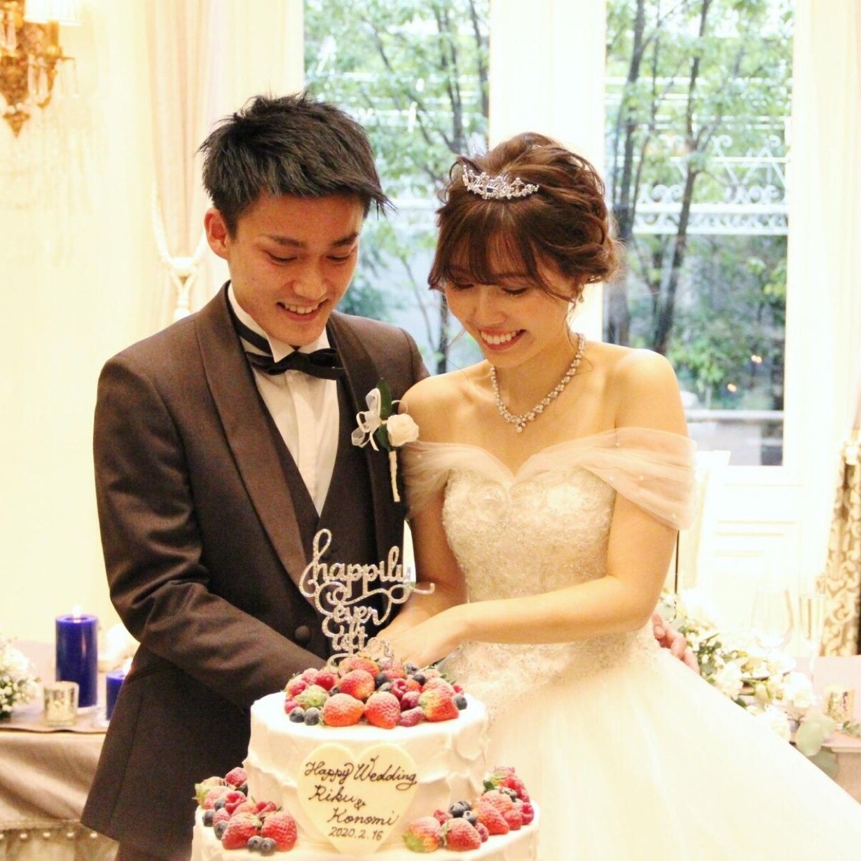 披露宴パーティのカバー写真