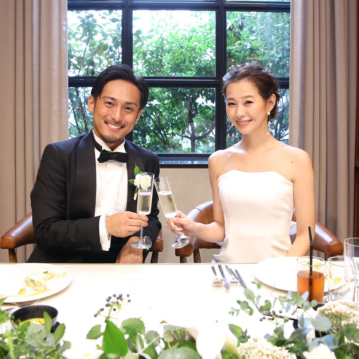 披露宴パーティのカバー写真