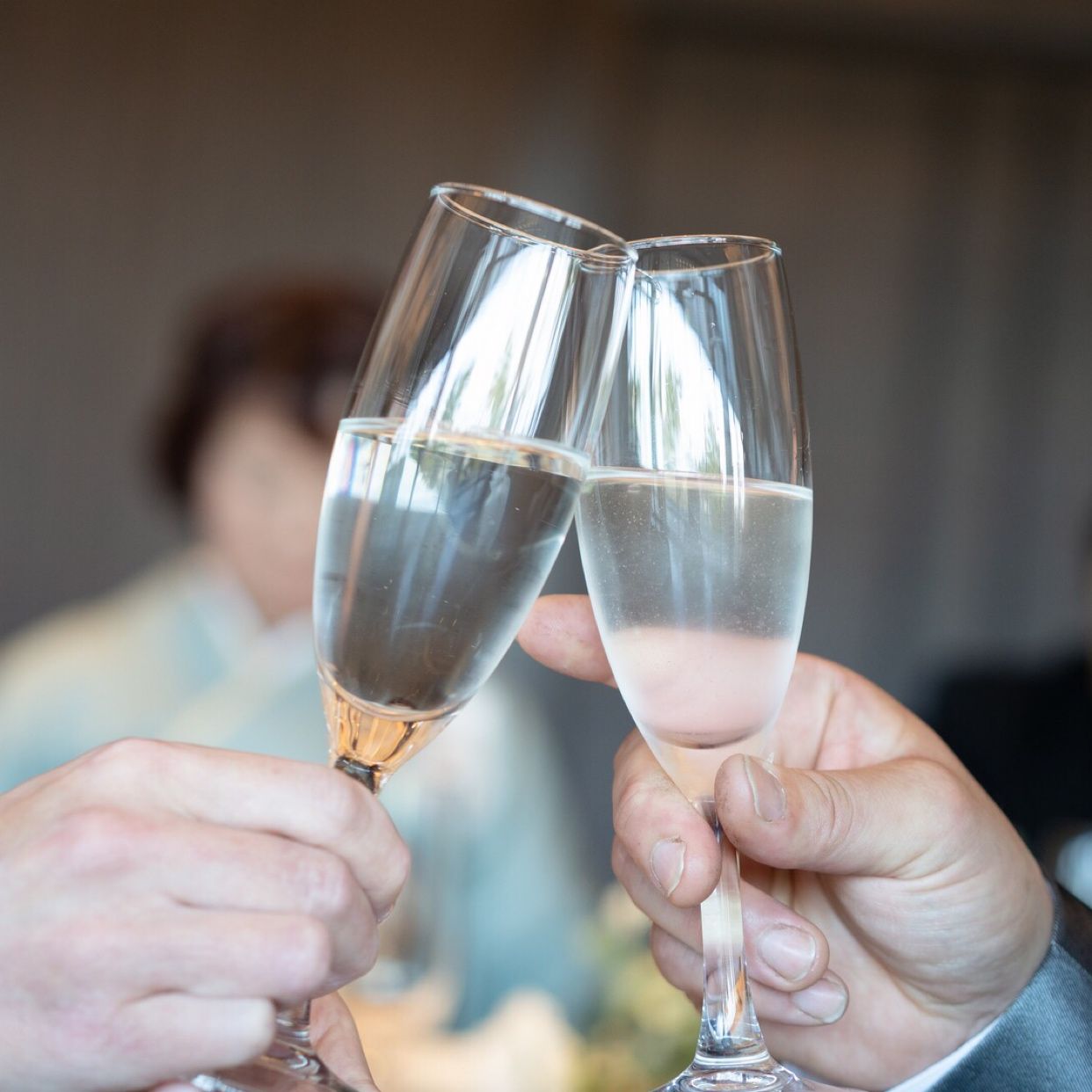 披露宴パーティのカバー写真