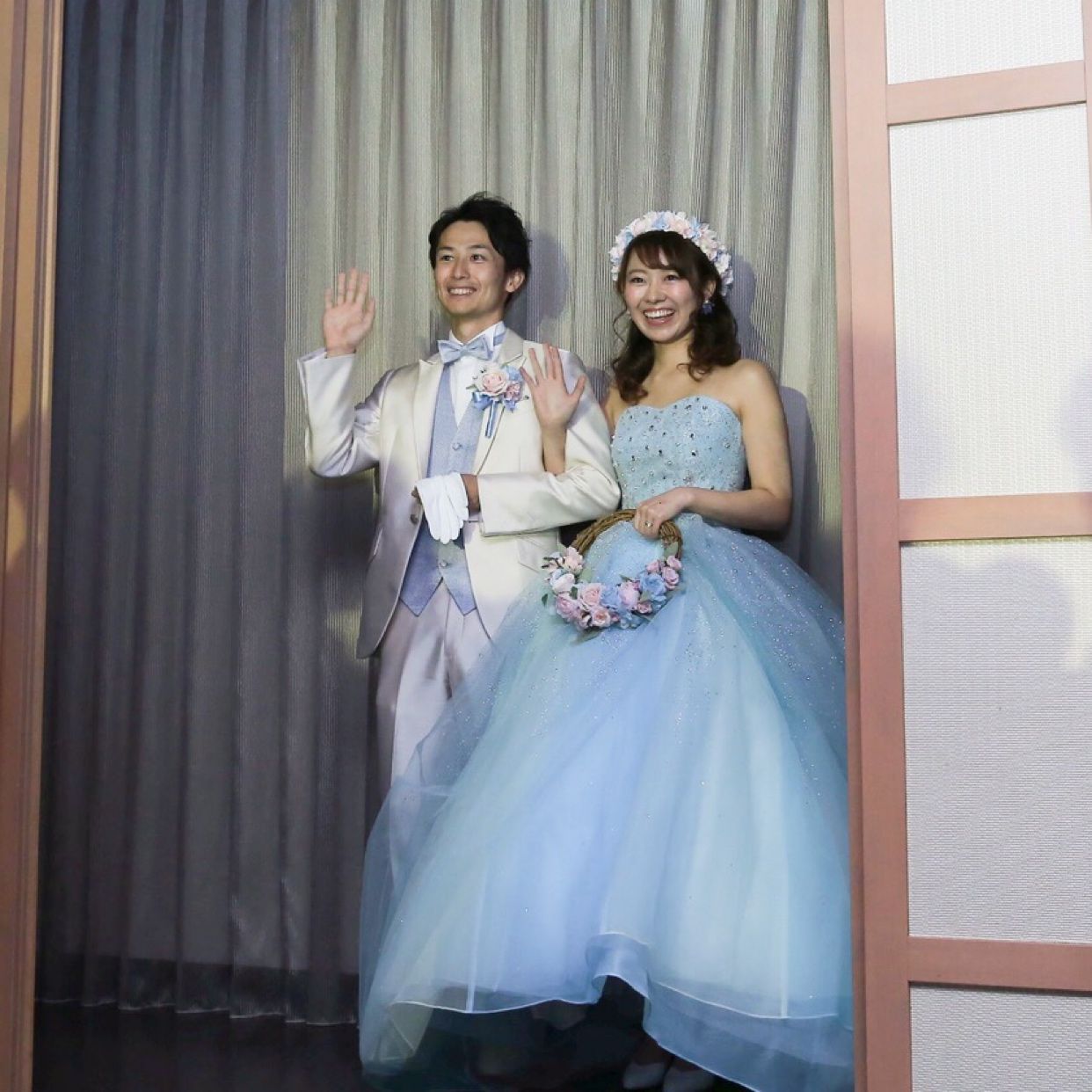 披露宴パーティのカバー写真