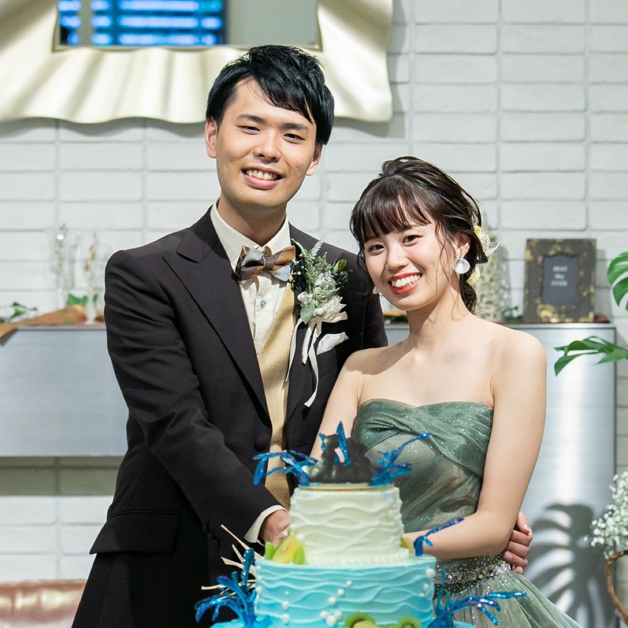 披露宴パーティのカバー写真