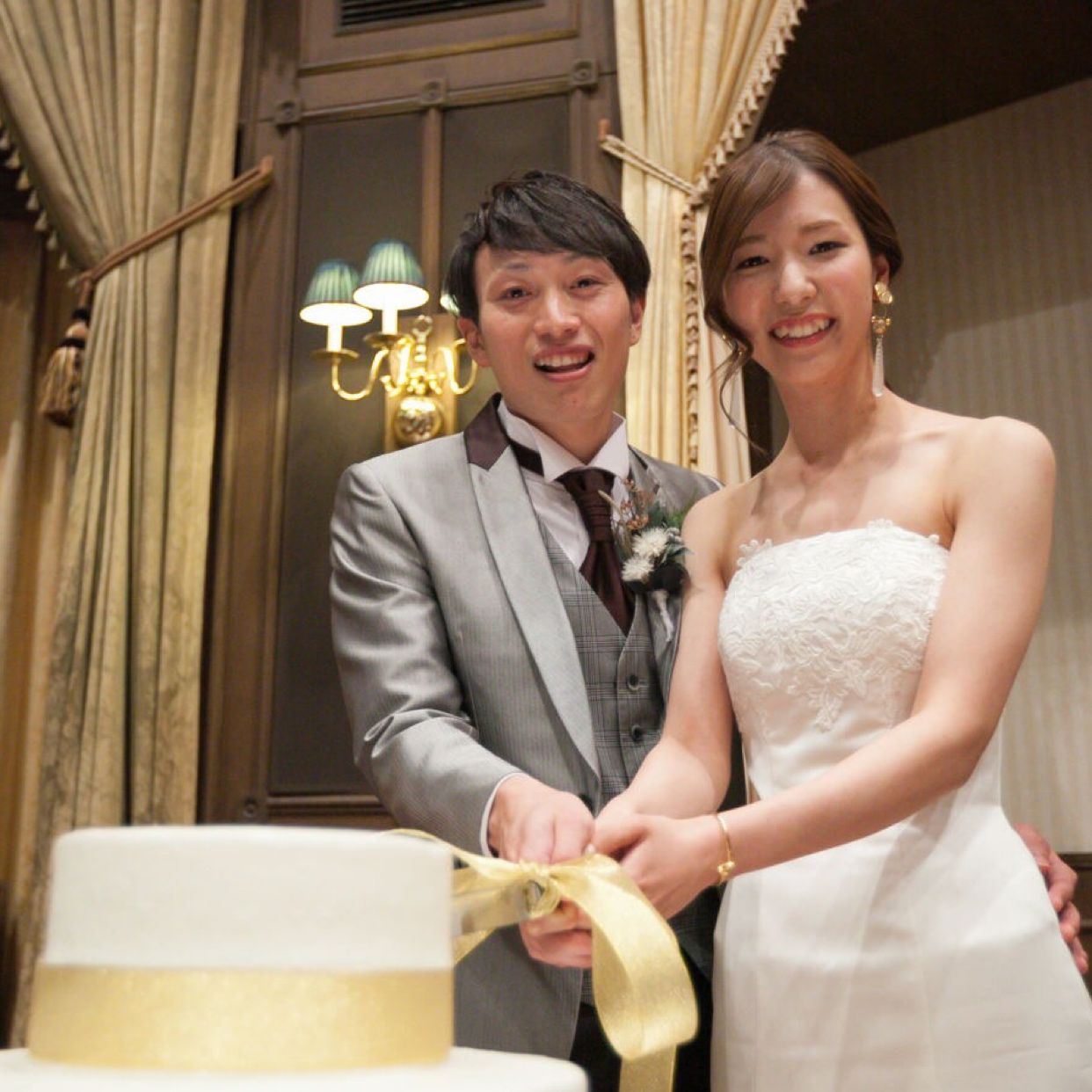 披露宴パーティのカバー写真