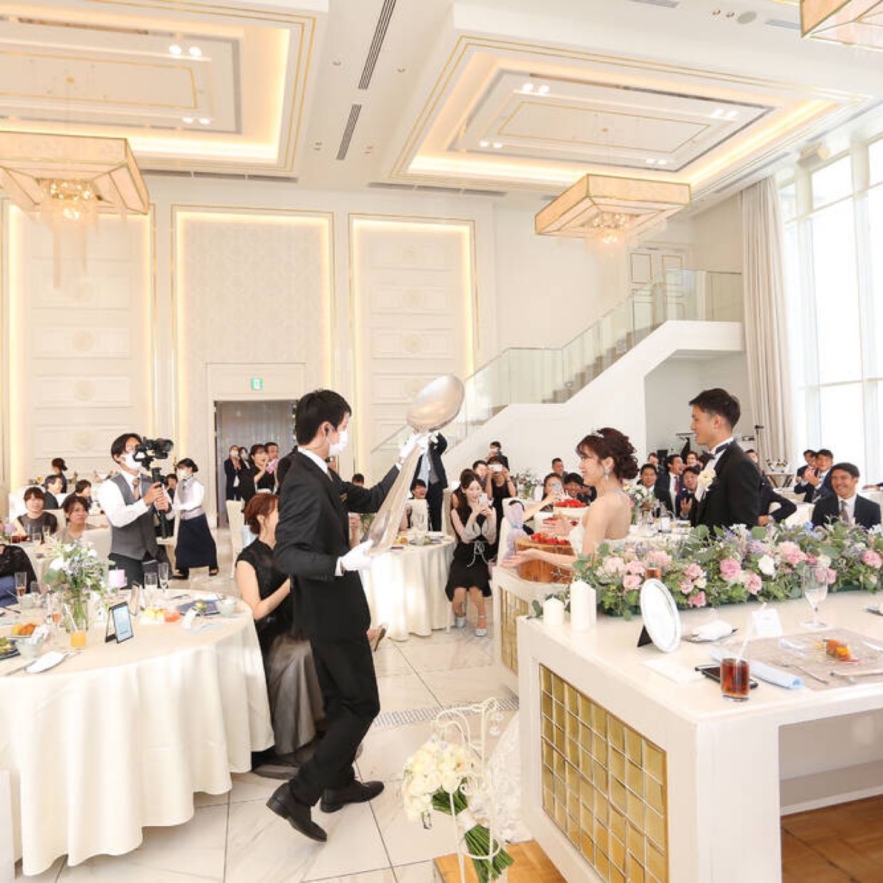 披露宴パーティのカバー写真