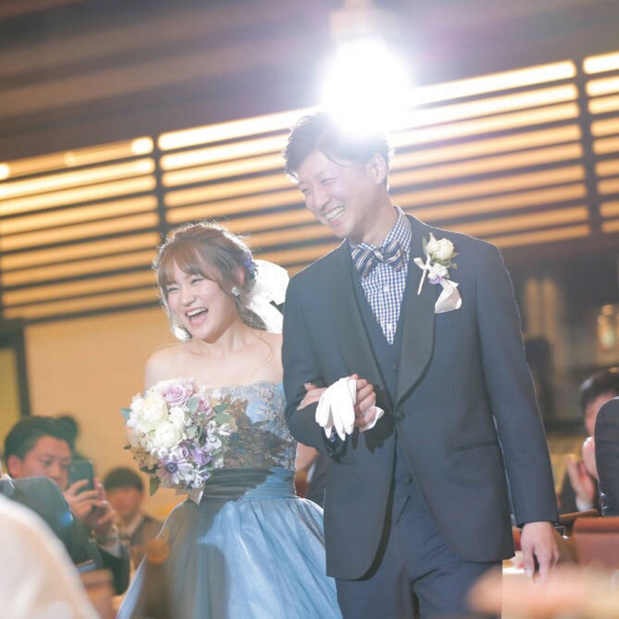 披露宴パーティのカバー写真
