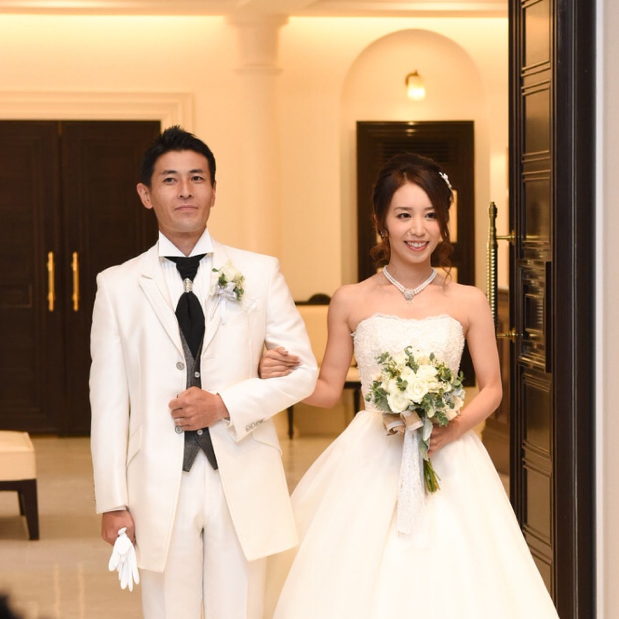 披露宴パーティのカバー写真