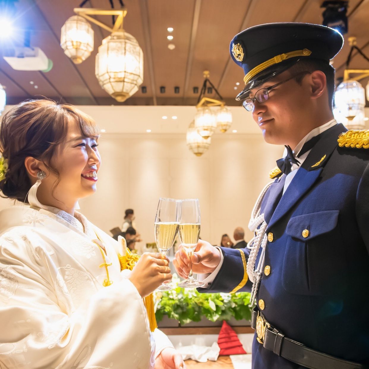 披露宴パーティのカバー写真