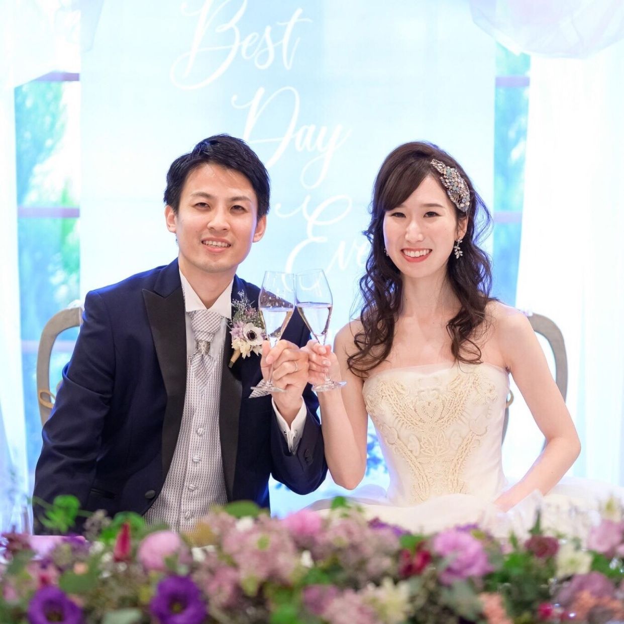 披露宴パーティのカバー写真