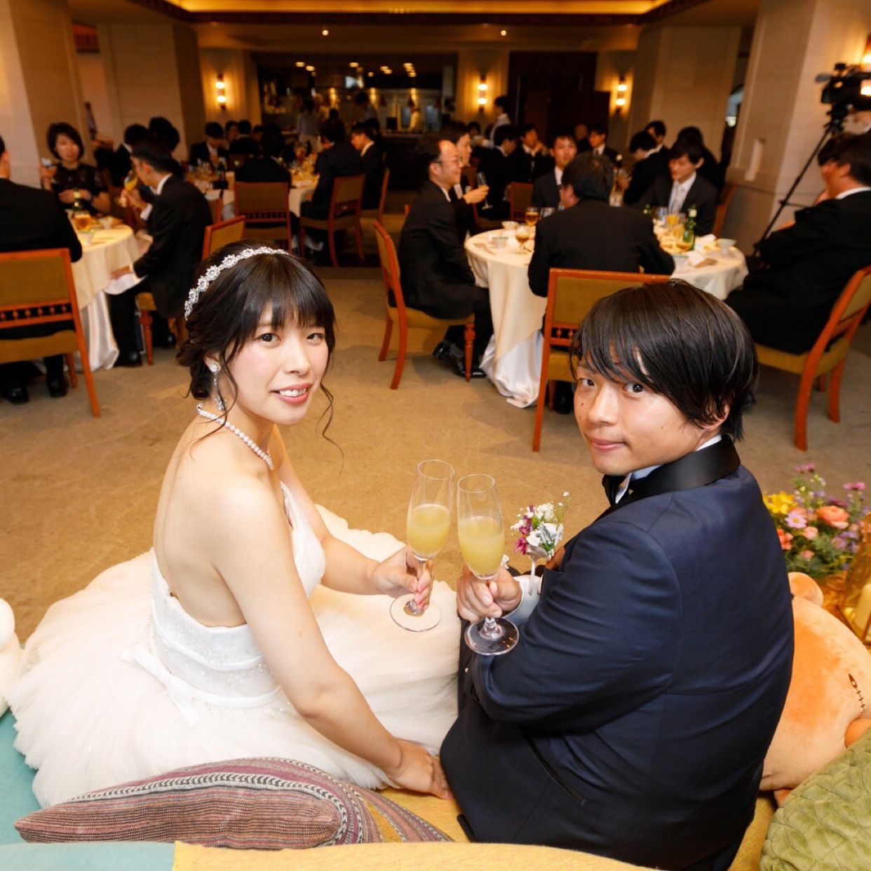 披露宴パーティのカバー写真