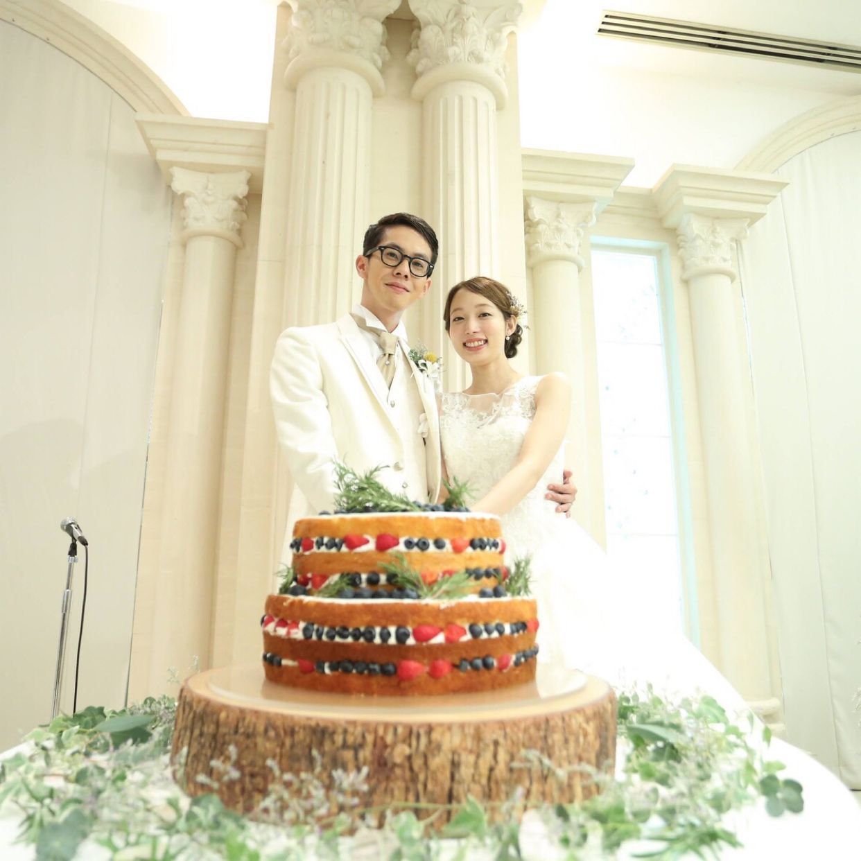 披露宴パーティのカバー写真