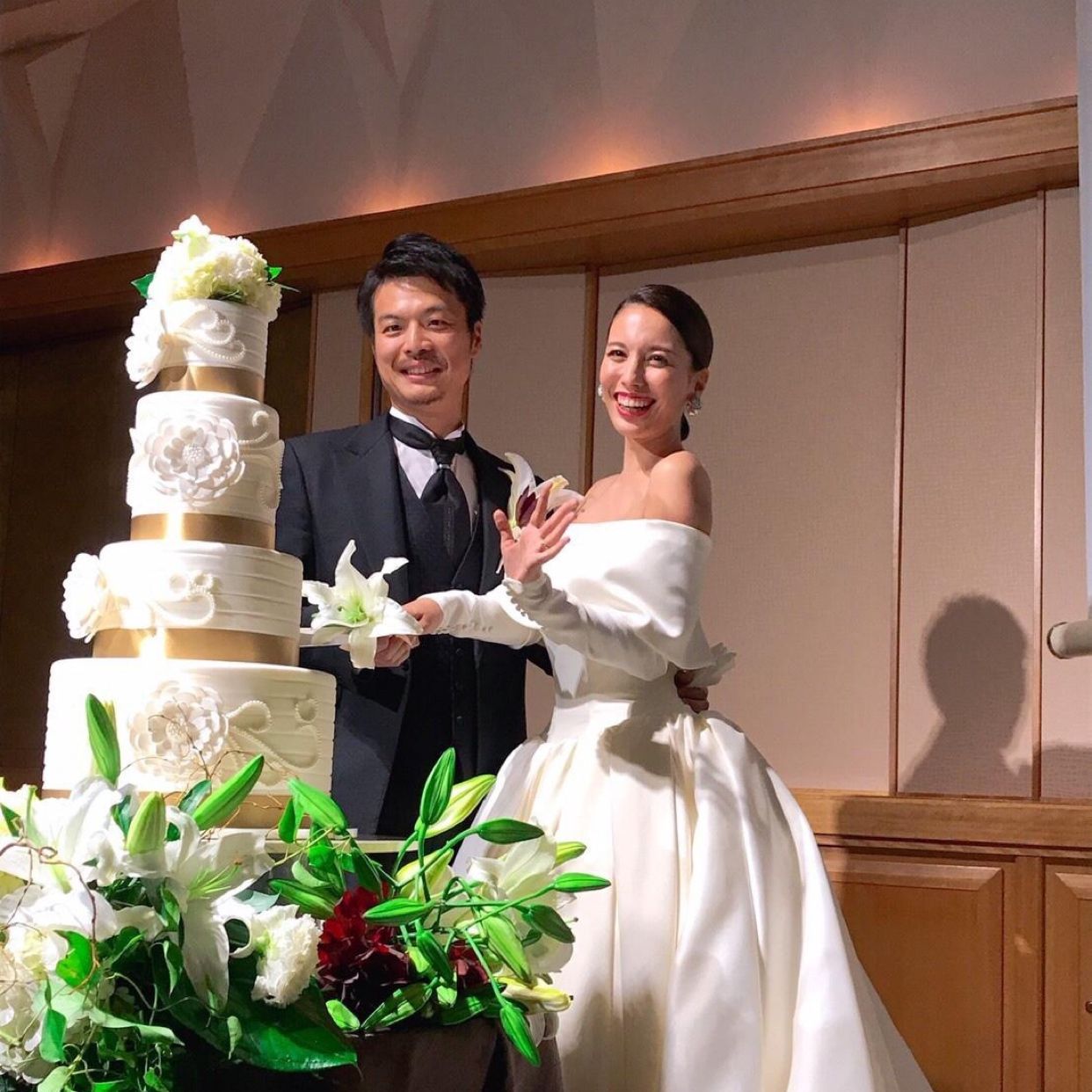 披露宴パーティのカバー写真