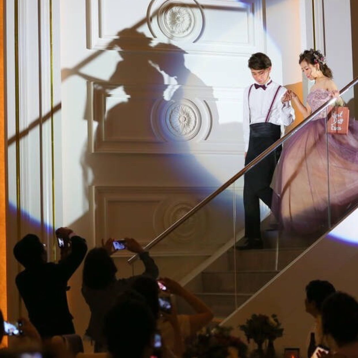 披露宴パーティのカバー写真