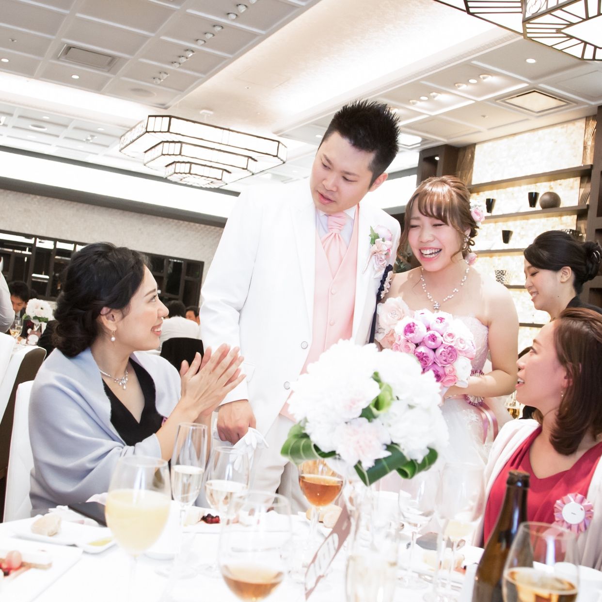 披露宴パーティのカバー写真