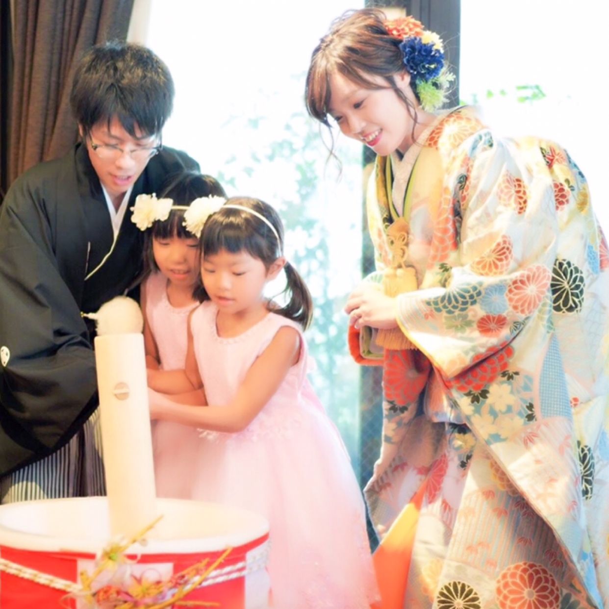 披露宴パーティのカバー写真