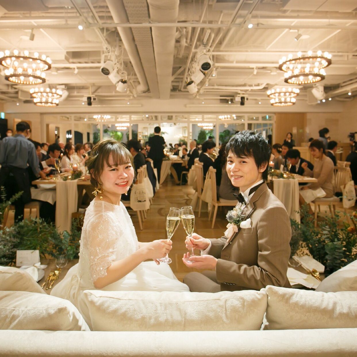 披露宴パーティのカバー写真